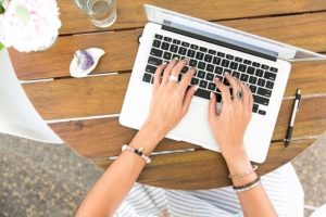 Check out these 15 time-saving blog writing tips for bloggers