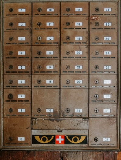 What is a PO box, is it legit, and is it better than a virtual address?
