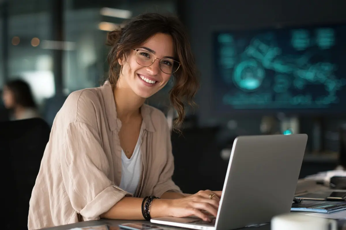 Female marketer working on her office.